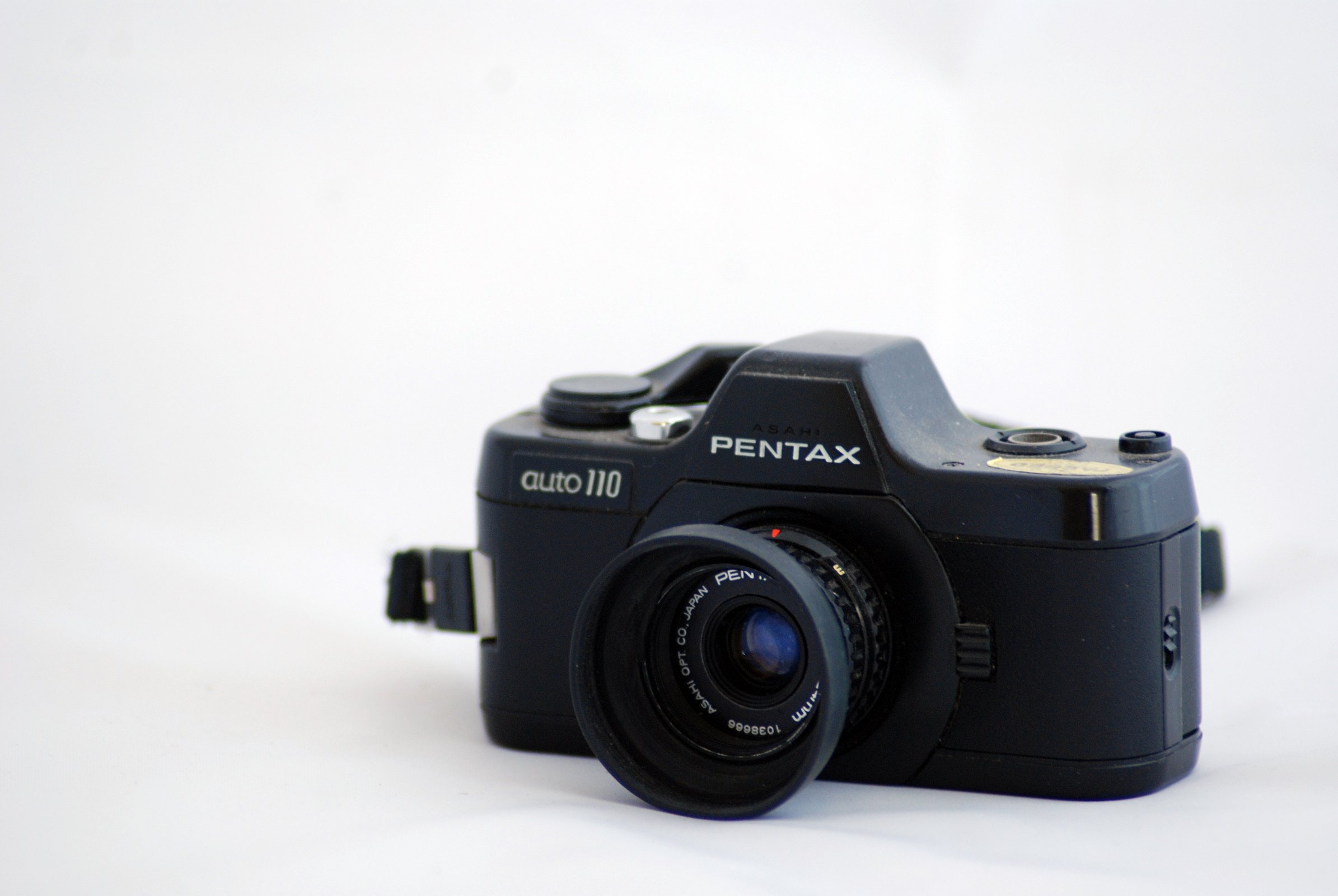 Lomopedia: Pentax Auto 110 · Lomography