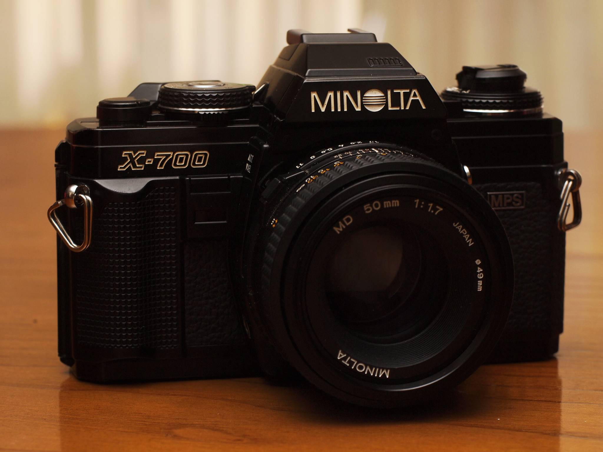 Lomopedia: Minolta X-700 · Lomography