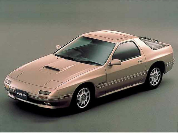 マツダ サバンナRX-7 1985年式モデル アンフィニ MT のスペック詳細