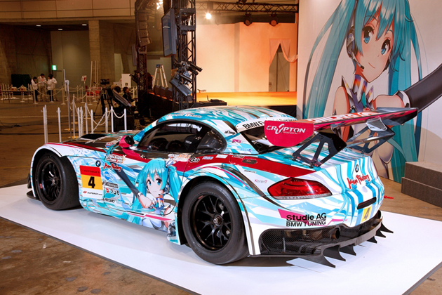 グッドスマイルレーシング、初音ミクを描いたGTマシン「BMW Z4 GT3」で