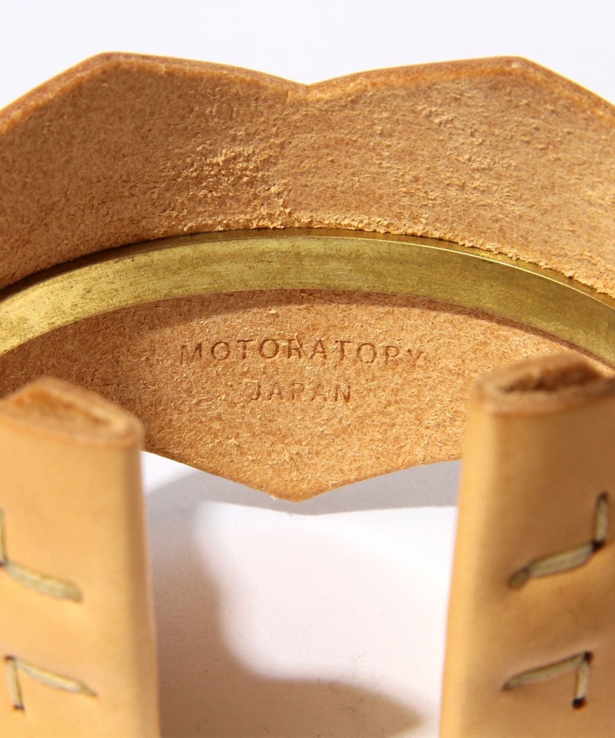 BEAMS PLUS（ビームス プラス）【別注】MOTORATORY / レザーバングル L