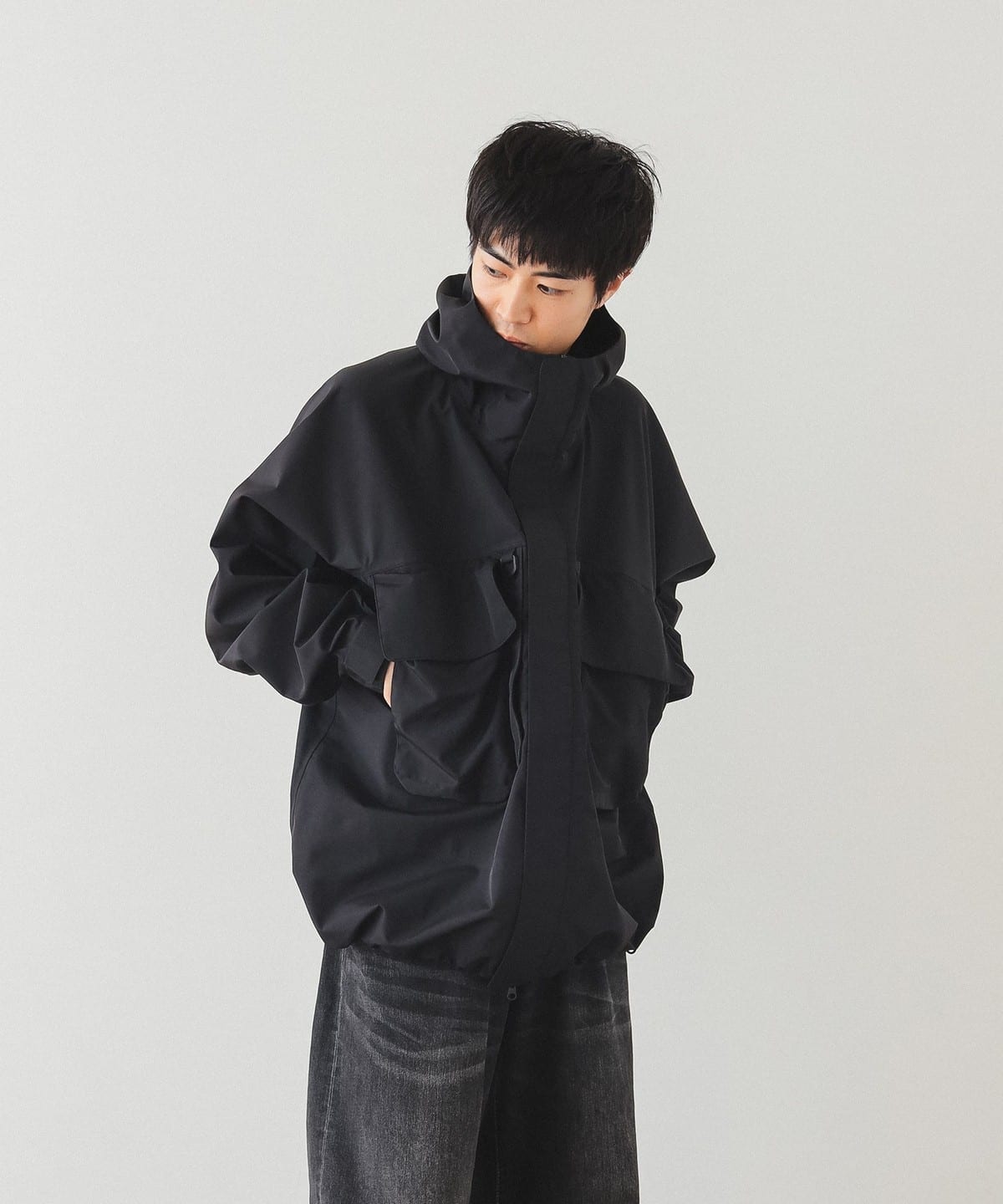 Abu Garcia × BEAMS！生地や型から特別に作った完全別注アウター発売