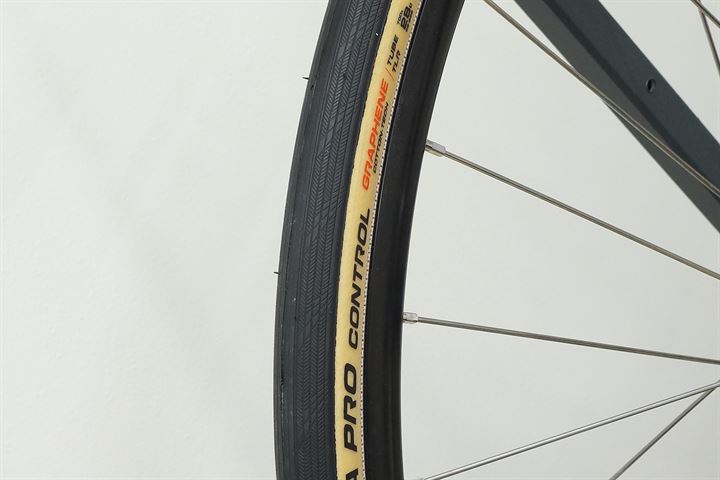 Road Bike Tire Test: Vittoria Corsa Pro Control TLR 28