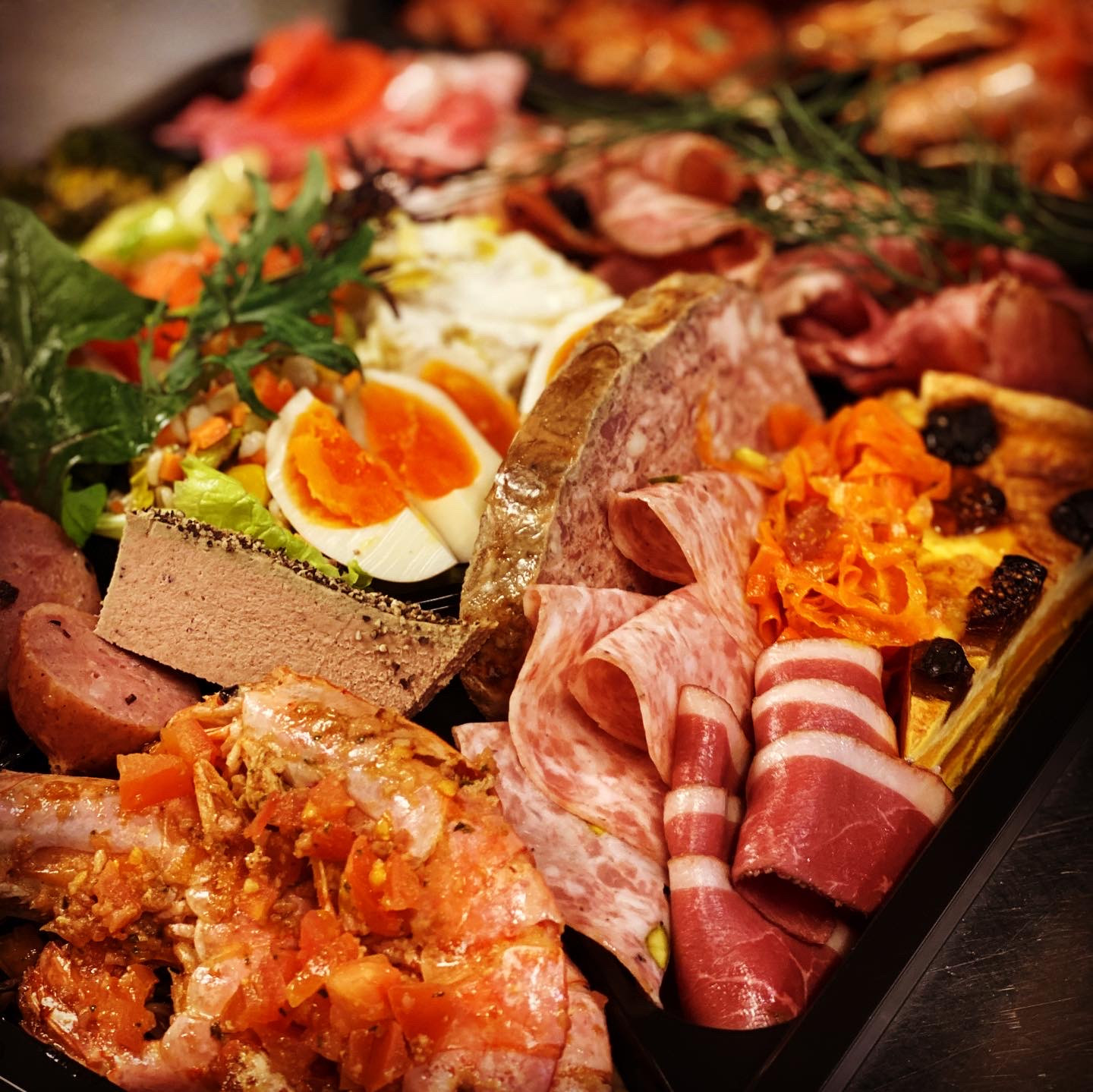 eight hills delicatessen エイトヒルズ - オードブル盛り合わせ(¥4200〜)