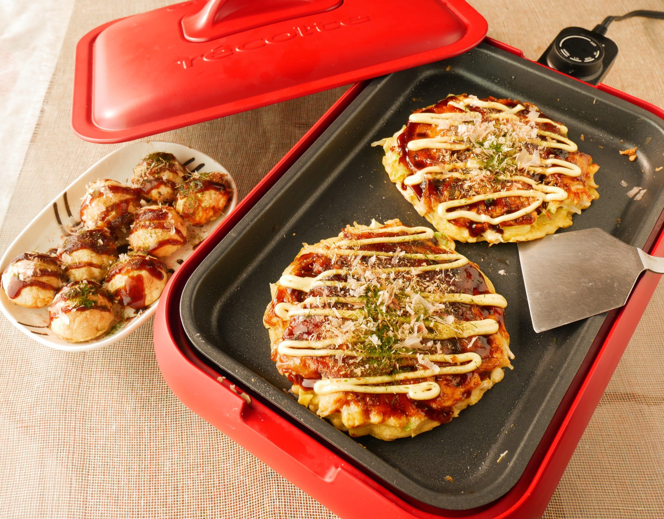 レコルトのホットプレートを実機レビュー。火力が強く端まで焼けて使い