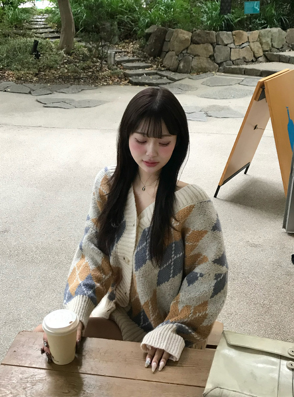 アーガイル柄Vネックニットカーディガン[kz640] | レディース