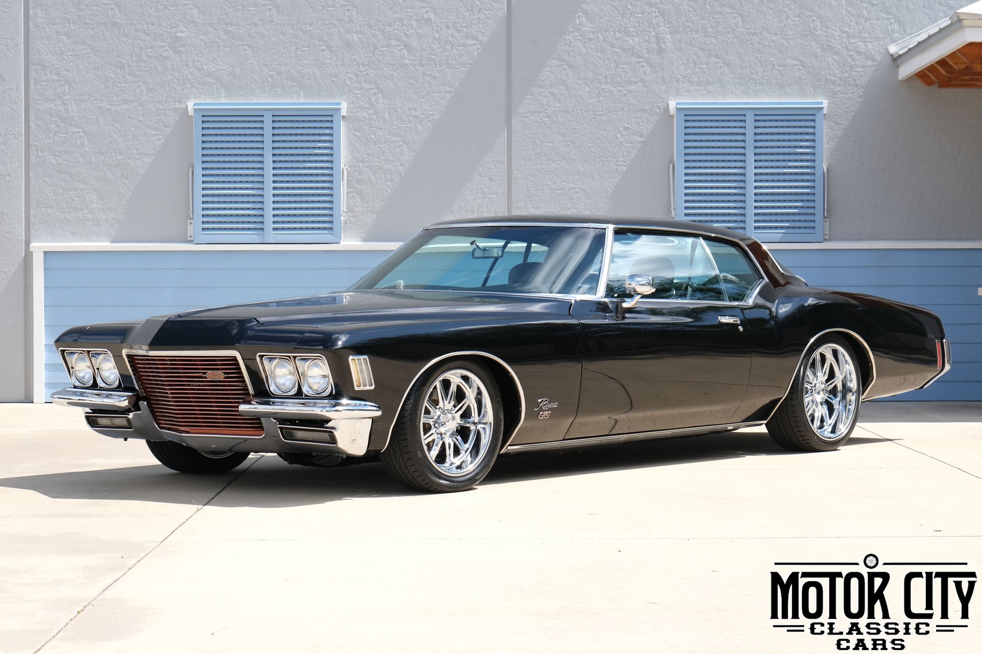 1971 Buick Riviera | Motor City Classic Cars