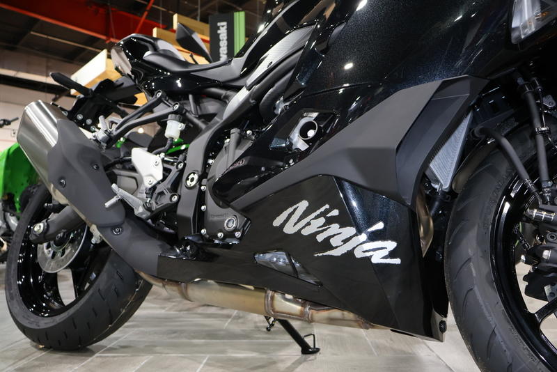 2026 Kawasaki Ninja® ZX™-4R ABS | Broward Motorsports Treasure Coast
