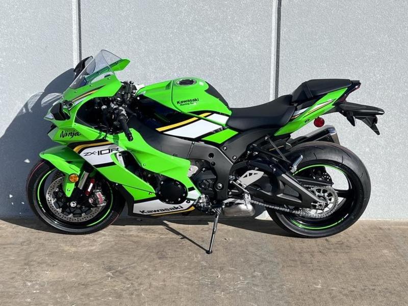 2025 Kawasaki Ninja® ZX™-10R KRT Edition ABS | Honda® East Toledo