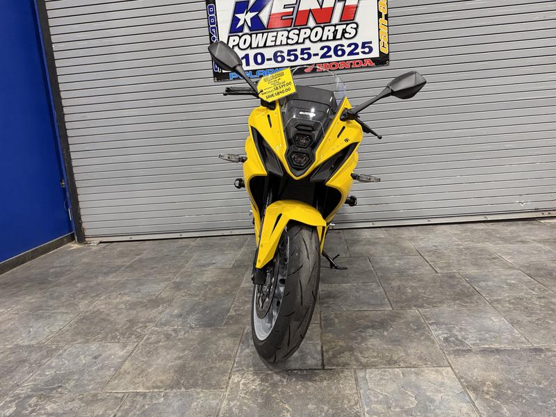 2024 Suzuki GSX-8R | Kent Powersports