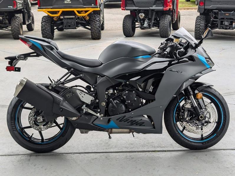 2025 Kawasaki Ninja® ZX™-6R | Ridezilla Albany