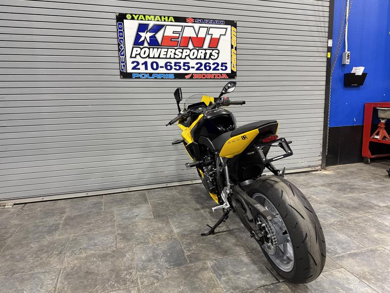 2024 Suzuki GSX-8R | Kent Powersports