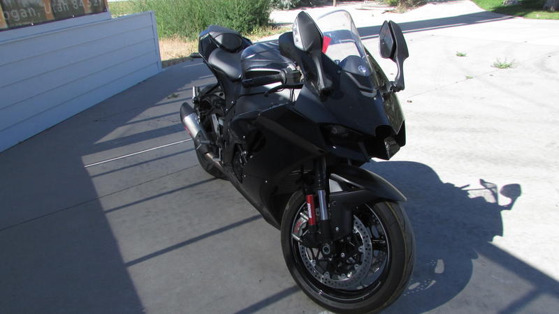 2025 Kawasaki Ninja® ZX™-10R ABS | Young Powersports Ogden