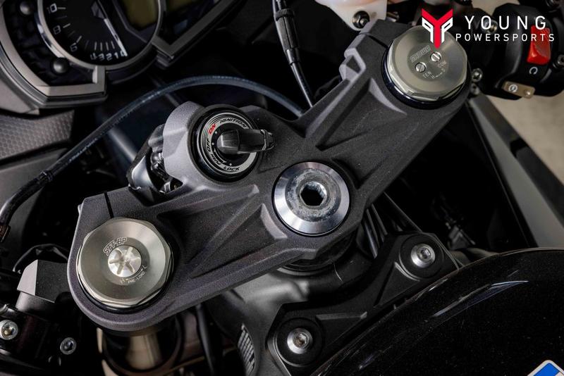 2023 Kawasaki Ninja® ZX™-6R Metallic Matte Graphenesteel Gray