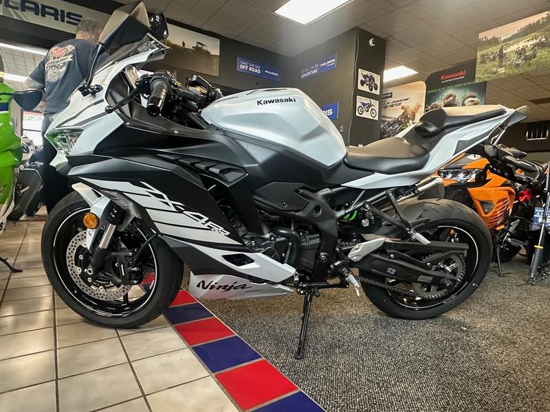 2025 Kawasaki NINJA® ZX™-4RR ABS KA34829 | Kevin Powell Motorsports