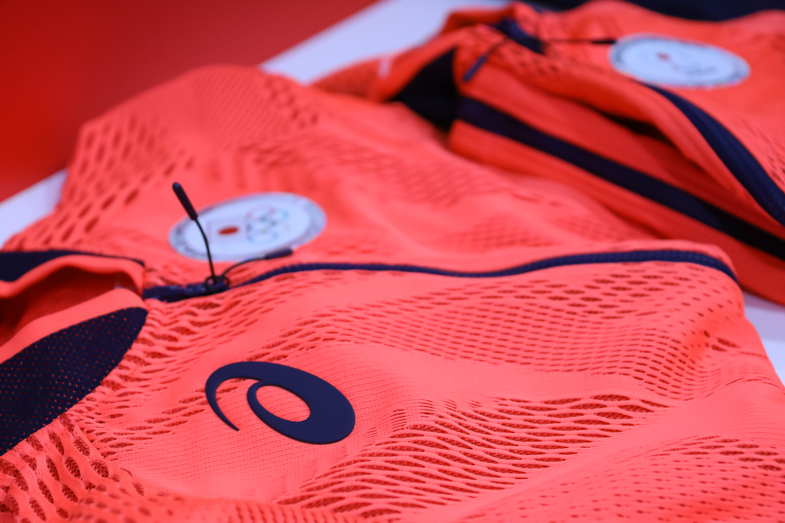 東京2020オフィシャルスポーツウェア発表 コンセプトは「ジャポニズム」