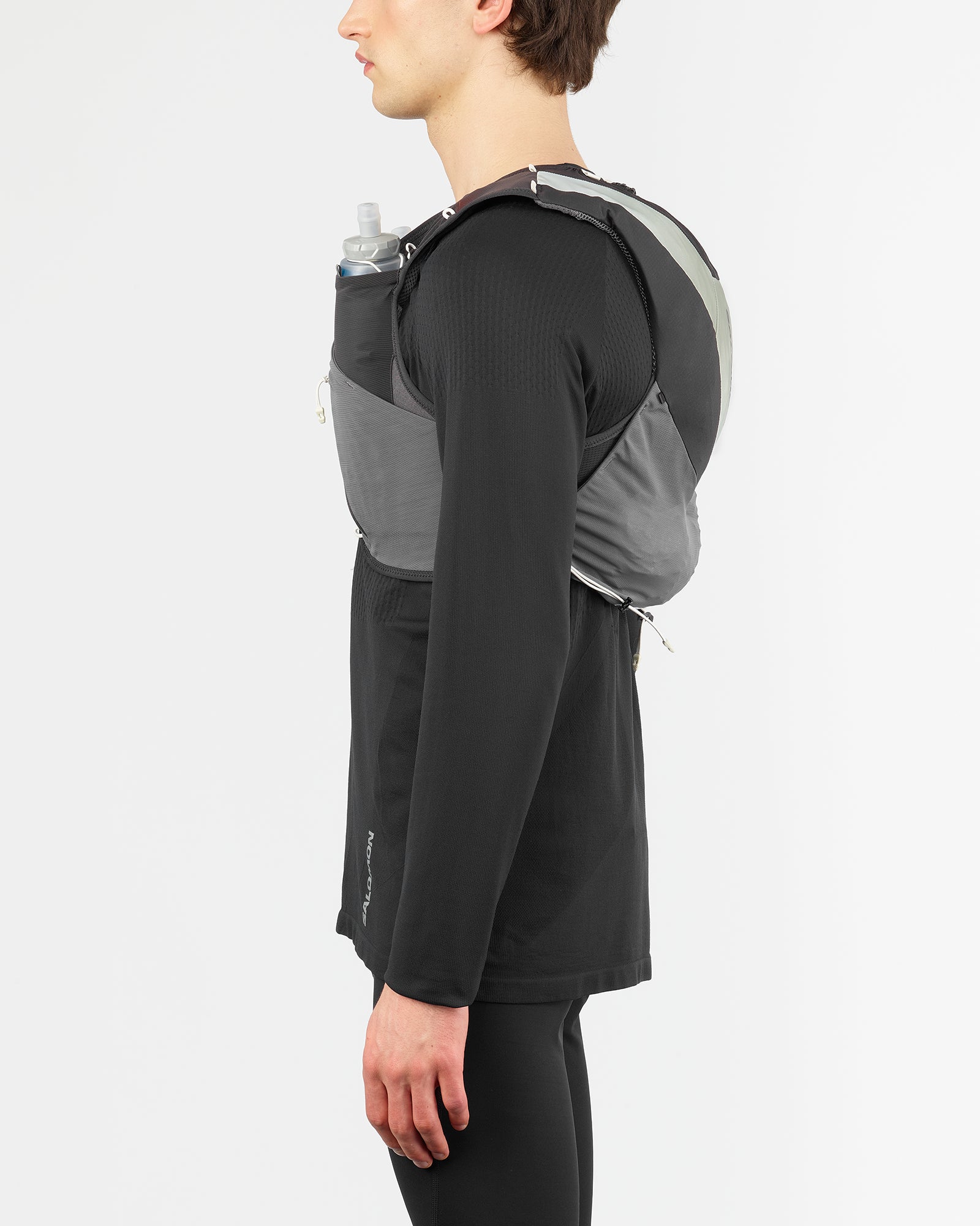 ADV SKIN 5 GRADIENT Unisex Running Vest with flasks included | Salomon