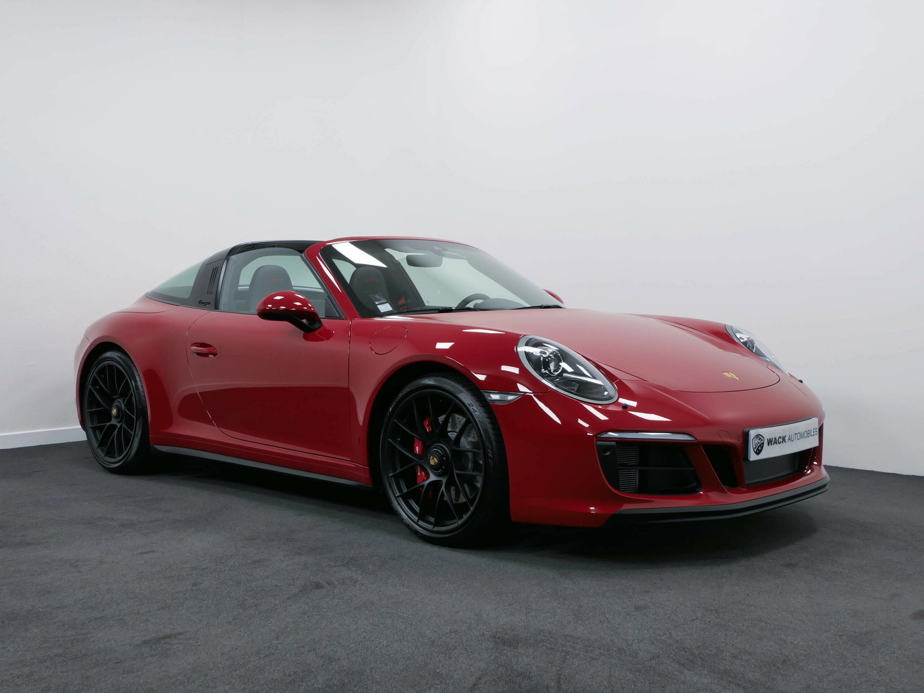Porsche 991.2 Targa 4 GTS 2018 - elferspot.com - Marketplace for