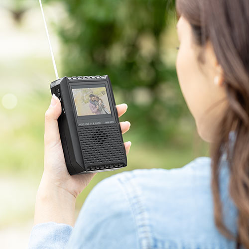 ポータブルテレビ（ワンセグテレビ・FM/AMラジオ搭載・アンテナ内蔵