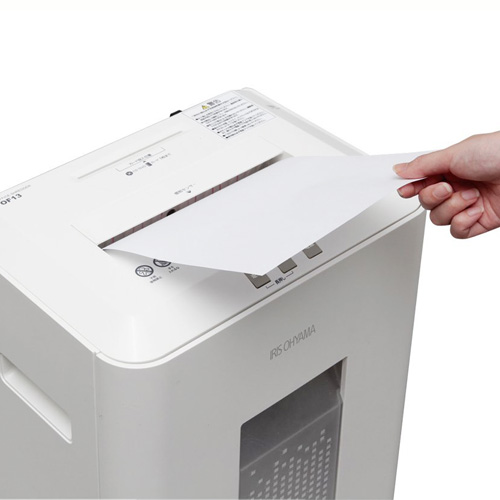 アイリスオーヤマ オフィスシュレッダー OF13（静音・A4・13枚細断