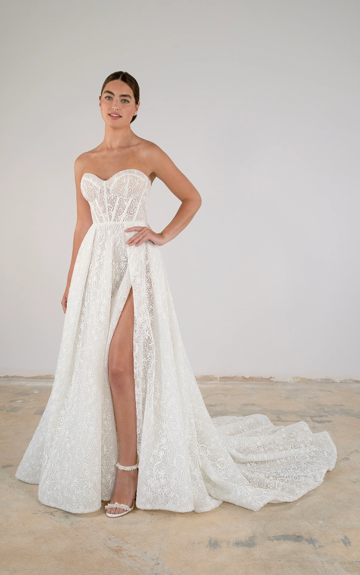 Enchanting A-Line Wedding Dress crafted with Romantic Lace and