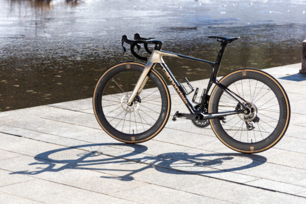 キャノンデール・スーパーシックスエボ5代目、乗り味における驚きの