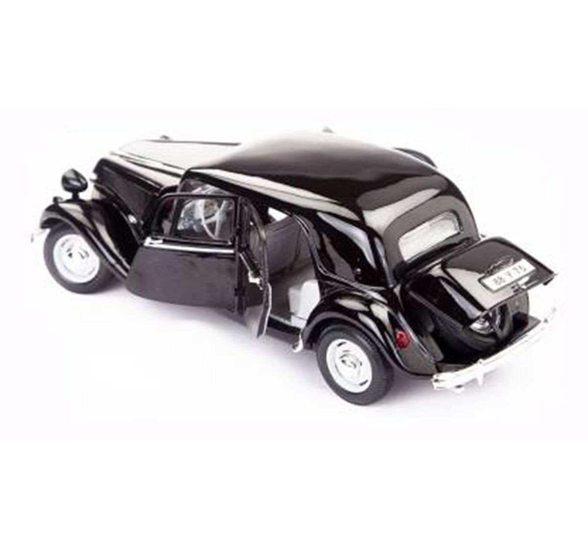 Maisto 1:18 1952 Citroen 15CV 6 Cyl Black