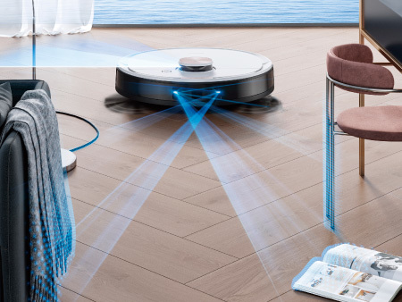 最先端3D物体回避テクノロジーと進化した自動ゴミ収集機搭載の