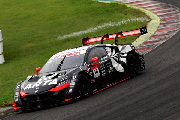 8 ARTA MUGEN NSX-GT Wins a Stormy Race | Honda.Racing