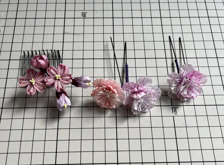 つまみ細工成人式・婚礼用髪飾り「桜の園」 | iichi 日々の暮らしを