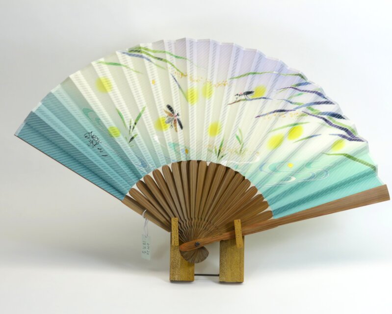 加賀友禅 扇子【ほたる】 | iichi 日々の暮らしを心地よくする