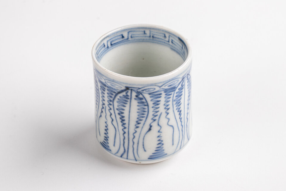 古伊万里 染付よろけ文酢猪口 覗き猪口 1客 江戸後期 | iichi 日々の