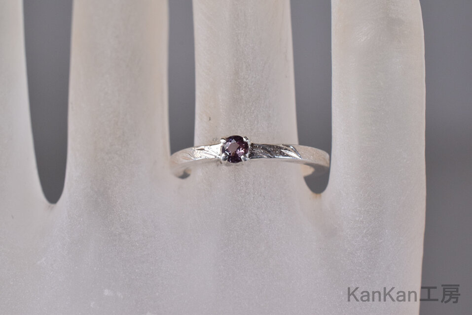 ベキリー産カラーチェンジガーネットのリング | iichi 日々の暮らしを