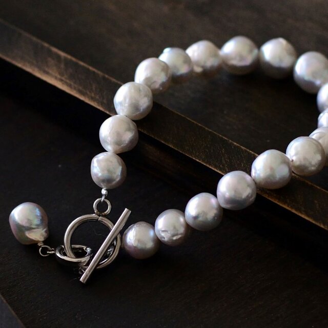 チャーム付きブレスレット9㎜珠ブルー【あこや真珠】bls_359 | iichi