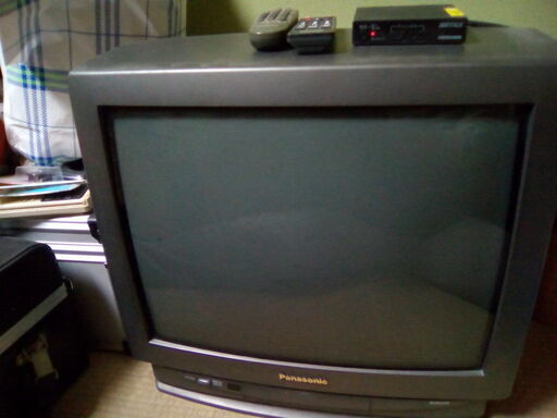 Panasonic製ブラウン管テレビ（TH-21ZA3）後付け地デジチューナー付き