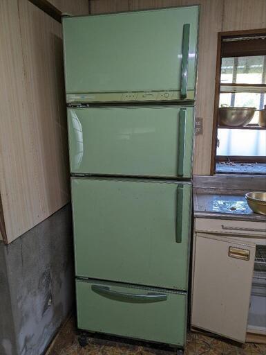昭和レトロ冷蔵庫緑家電お好きな方必見！ (みやこじま) 瀬戸内の