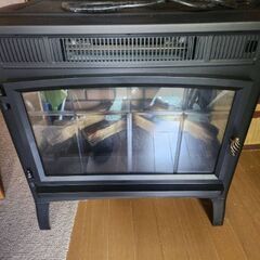 QVC 暖炉型 ファンヒーターの中古が安い！激安で譲ります・無料で