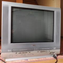 ジャンク品／無料】テレビデオ／VHS/DVD/TV3in1／シャープVT-21DV10