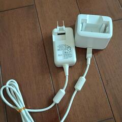 値下げ]ドコモらくらくホンF-01M 充電器とストラップ付 (ナミキチ