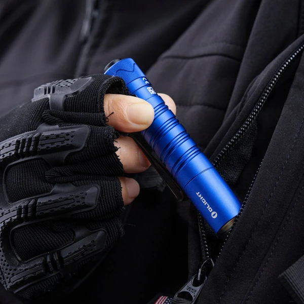 i5R EOS 懐中電灯 演色評価数 Ra 90 - Olight Japan