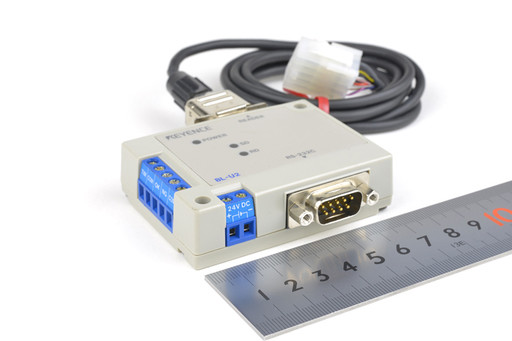 キーエンス 超小型レーザ式バーコードリーダと専用通信ユニットの