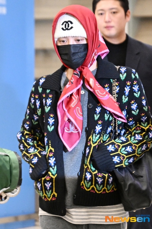 PHOTO】BIGBANGのG-DRAGON、海外スケジュールを終えてフランスから帰国