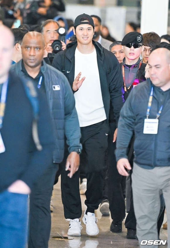 大谷翔平「MLBワールドツアーソウルシリーズ2024」のため妻と韓国へ