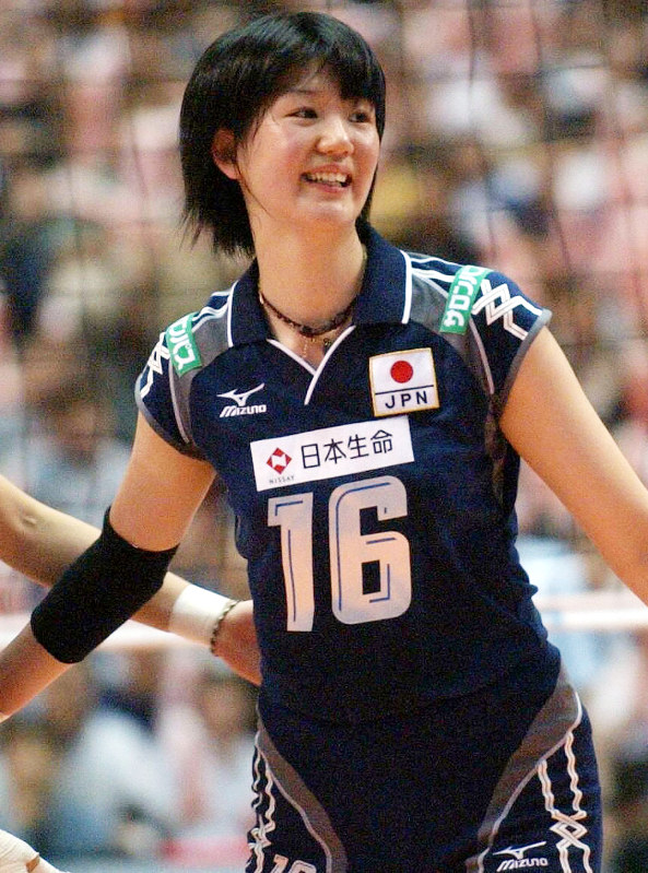 女子バレー、栗原恵が現役引退へ 元アテネ・北京五輪代表 [写真特集23