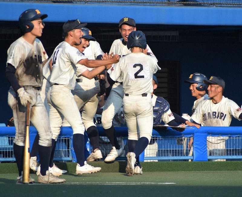 秋の高校野球：県大会 今治西、7年ぶりV 3位宇和島東も四国大会へ