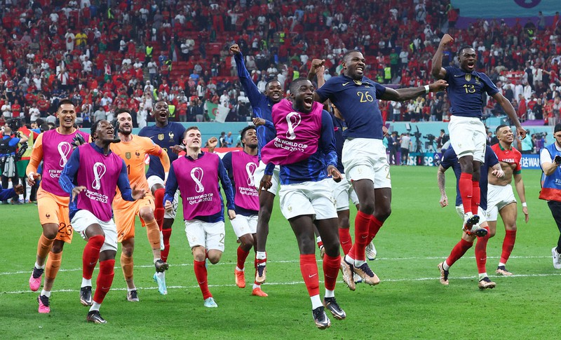 故障者続出ものともせず フランスが60年ぶりW杯連覇に王手 | 毎日新聞