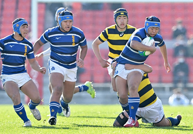 石見智翠館が2回戦へ 初出場の立命館慶祥降す 全国高校ラグビー | 毎日新聞