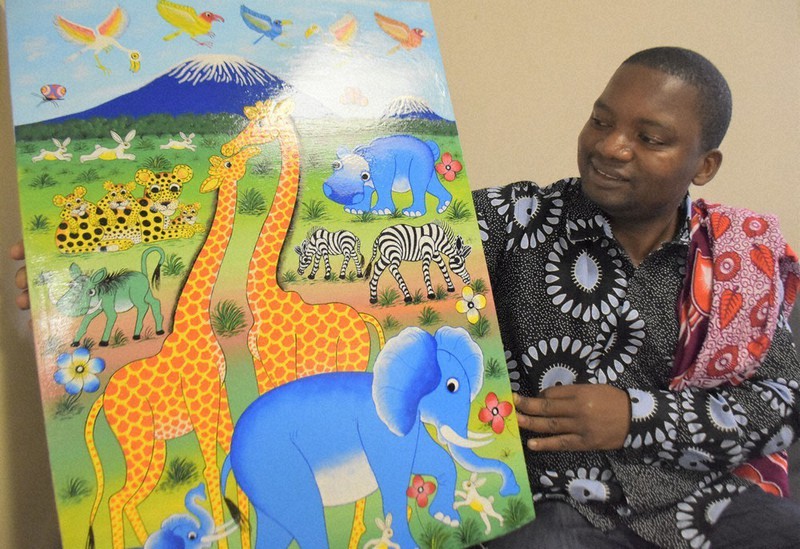 ティンガティンガ」展 タンザニアの現代アート 福岡・天神 ／福岡