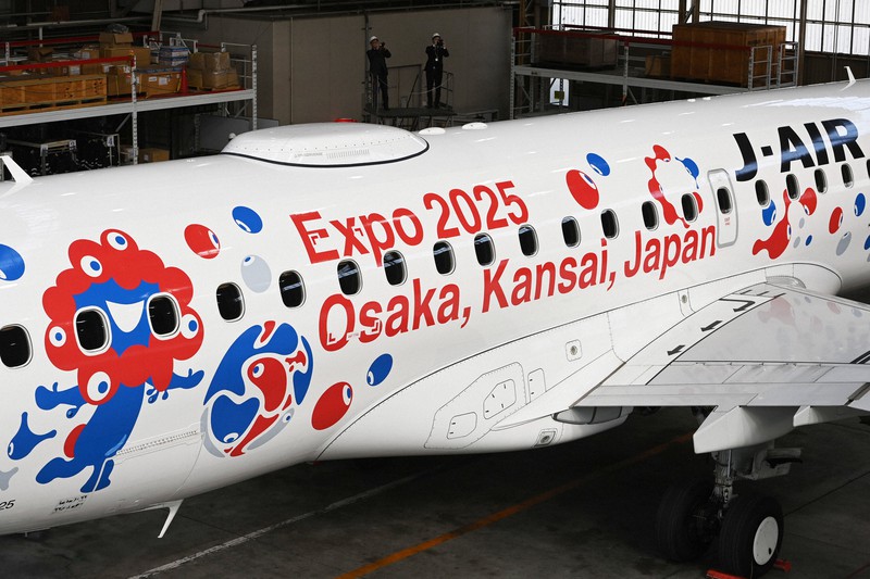 JAL ミャクミャクJET公開 大阪・関西万博の公式キャラクター [写真特集