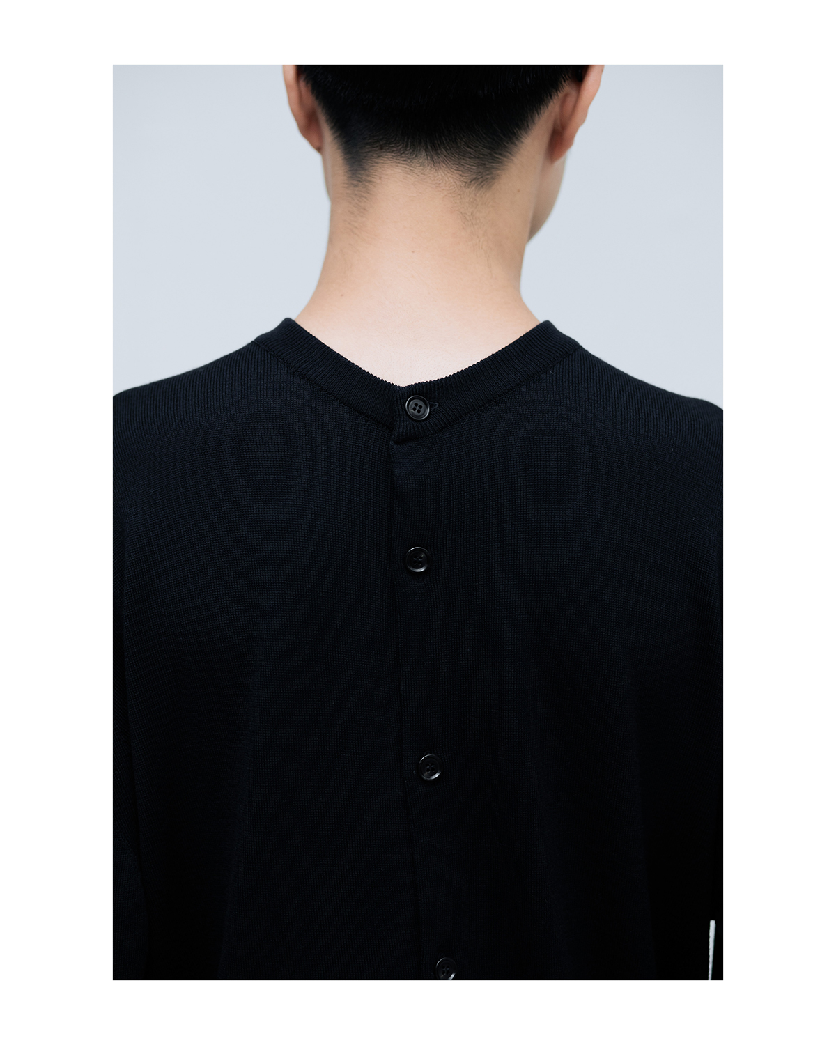 JOHN SMEDLEY × 5525gallery × L'ÉCHOPPEのクルーネックカーディガン